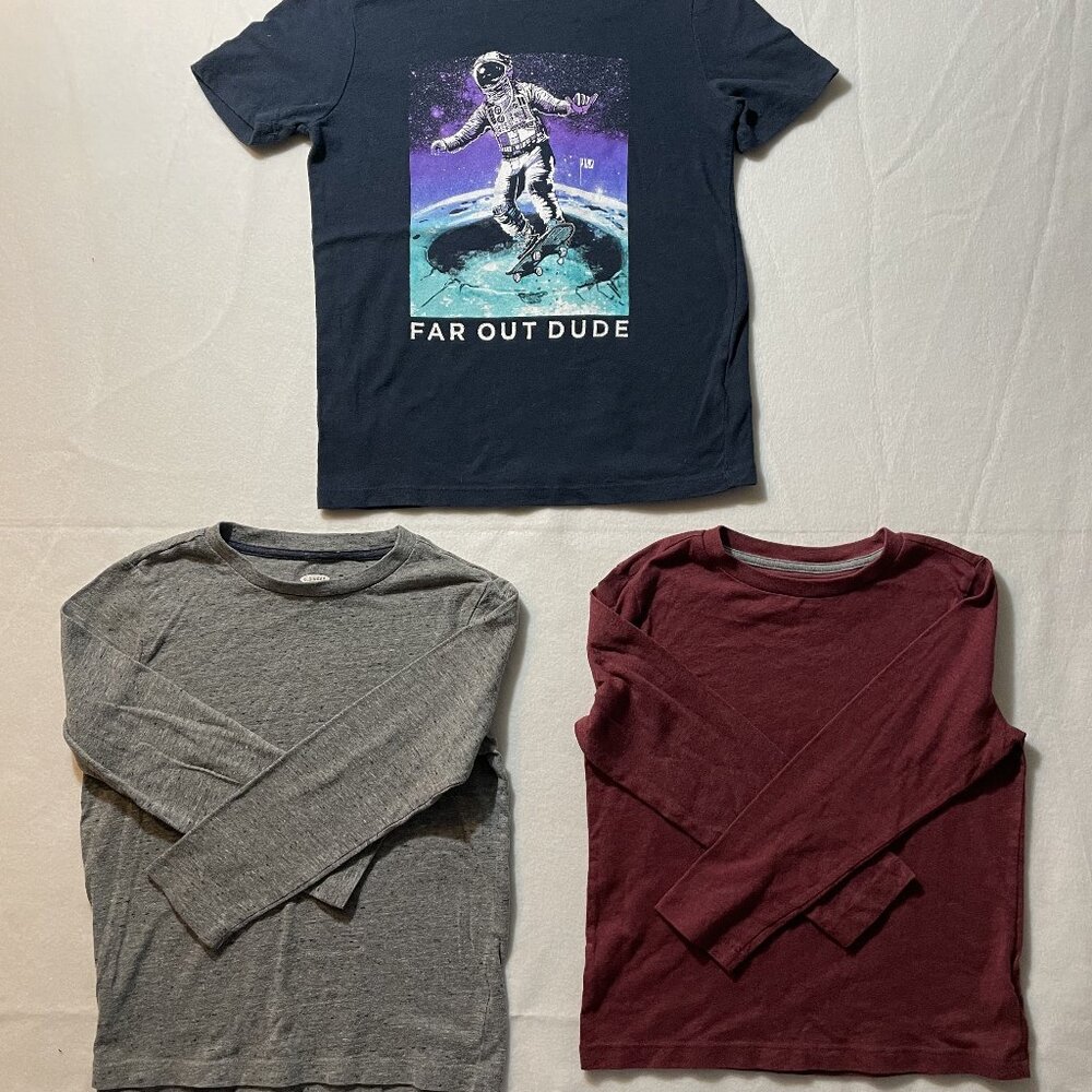 Old Navy TShirt Bundle Boys Size S ((6-7) 2 Long Sleeve and 1 Short Sleeve